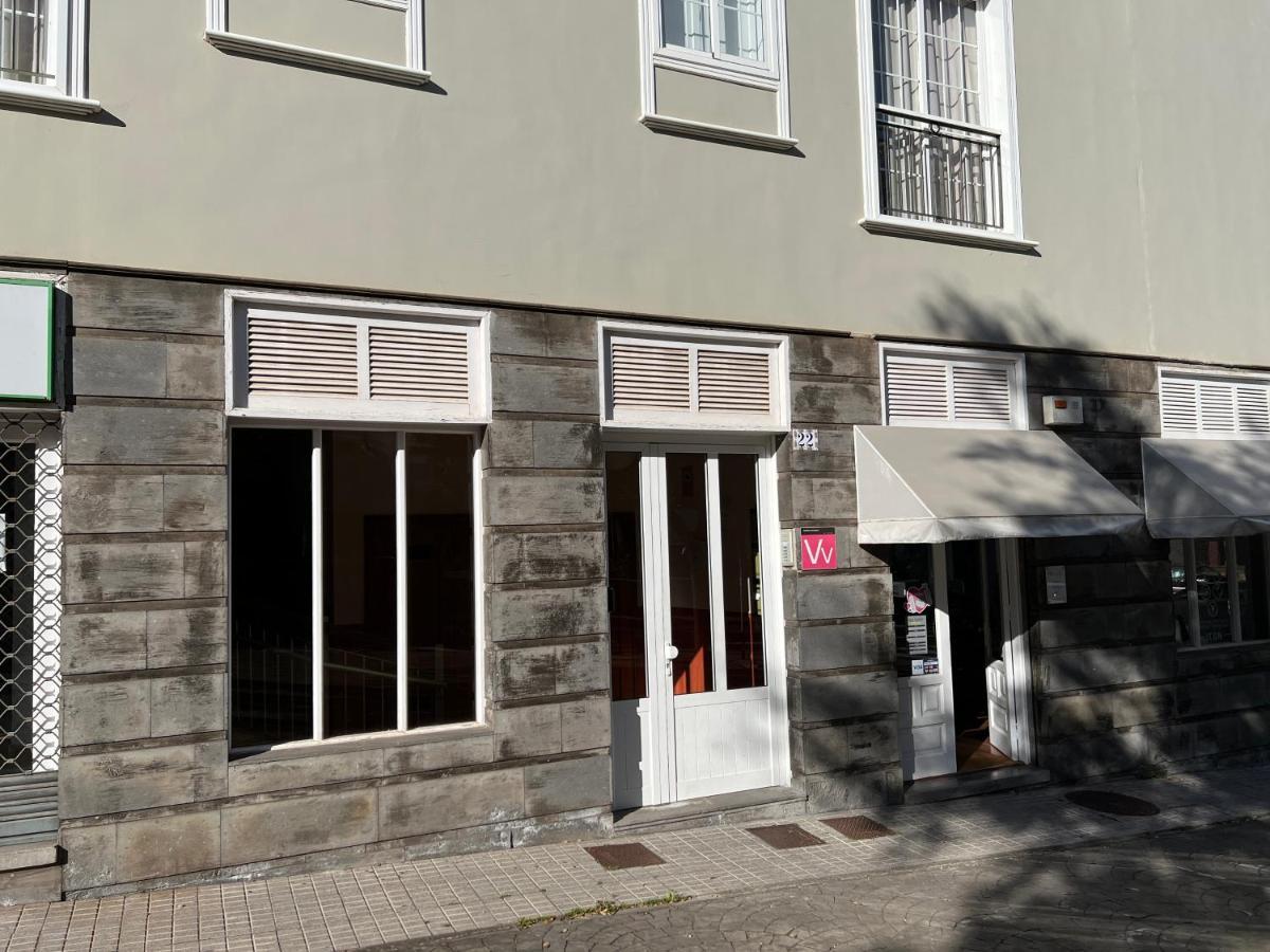Deluxe 9 Apartment